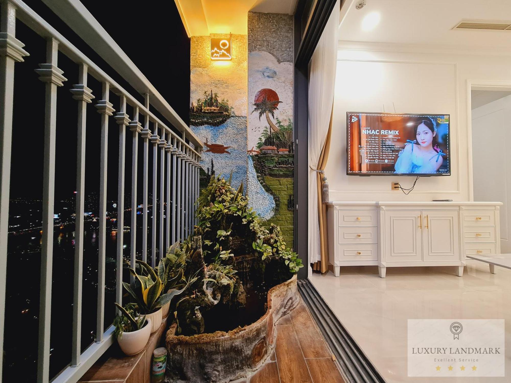 Sky Park Apartment - Vinhomes Central Park ホーチミン市 エクステリア 写真