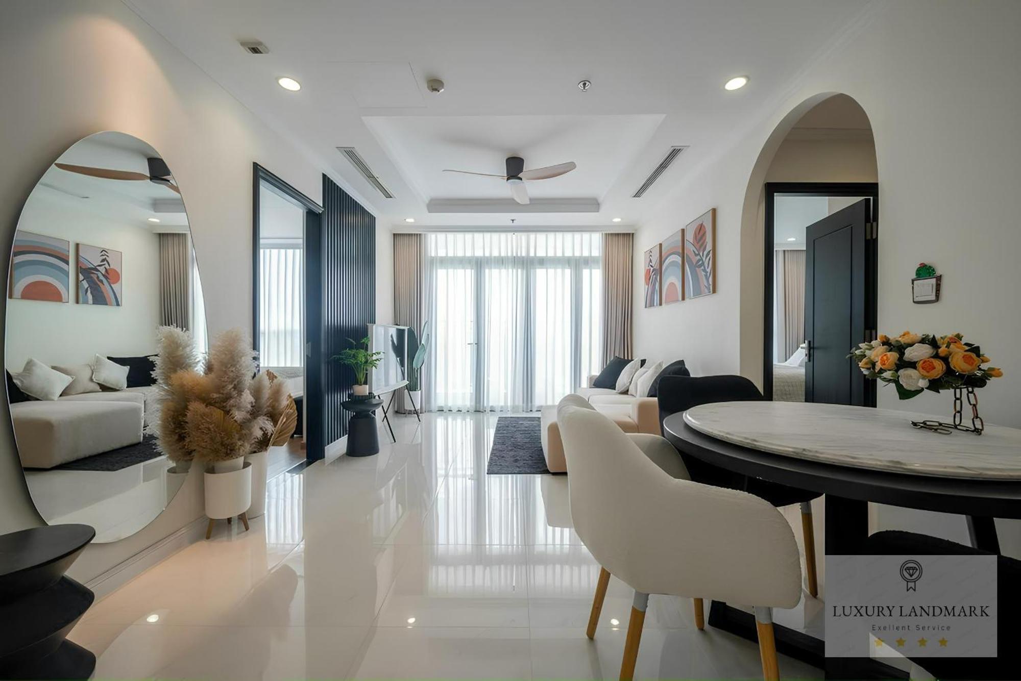 Sky Park Apartment - Vinhomes Central Park ホーチミン市 エクステリア 写真