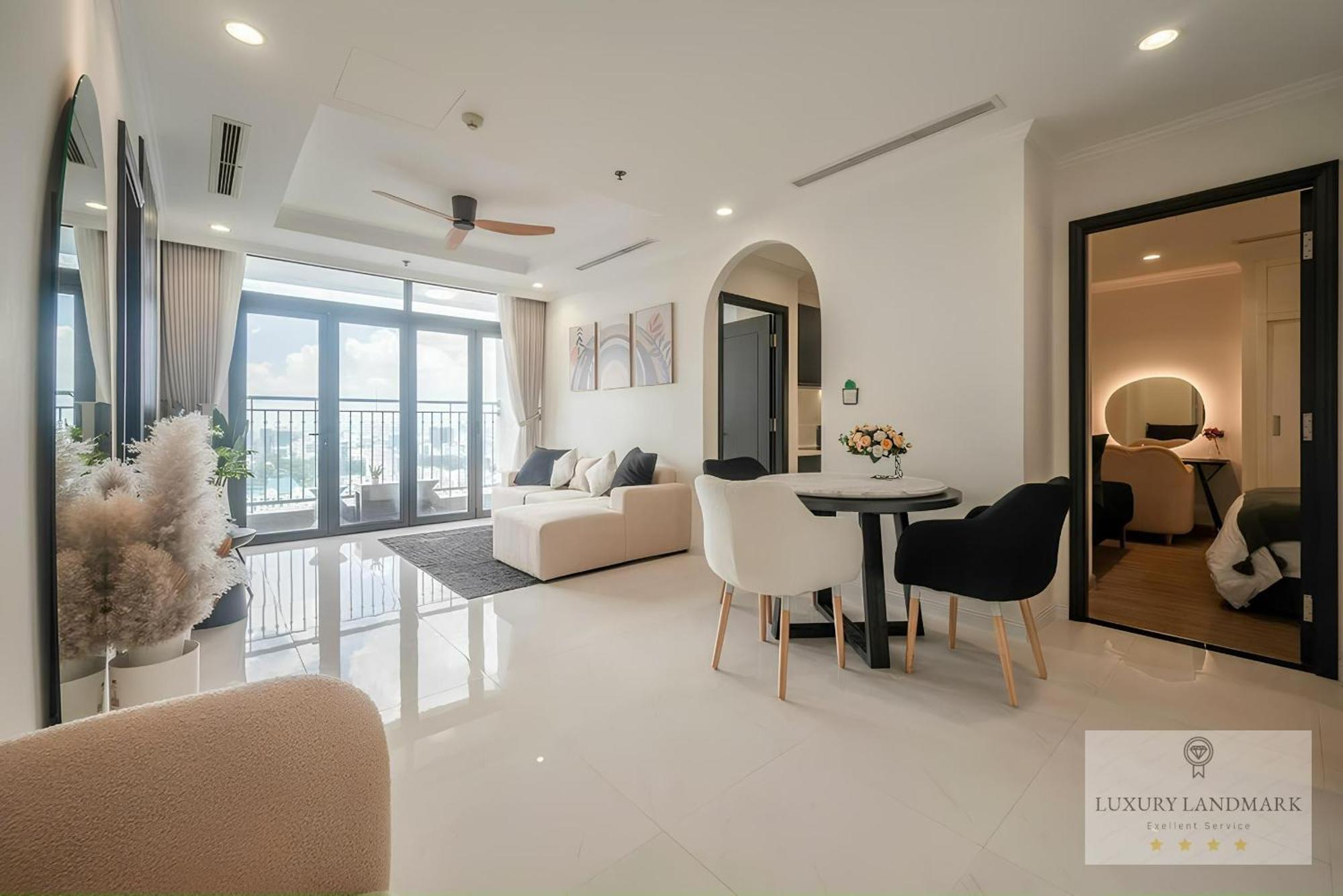 Sky Park Apartment - Vinhomes Central Park ホーチミン市 エクステリア 写真